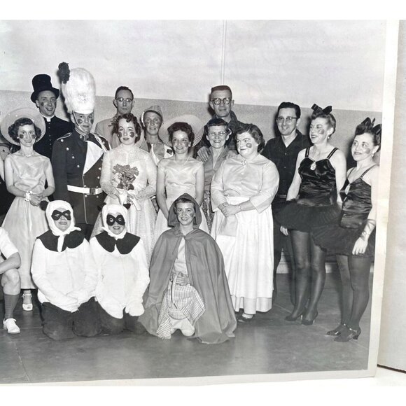 Vtg Cast Photo Stage Play Group Portrait Boise Idaho Theater Member Names - Picture 4 of 10